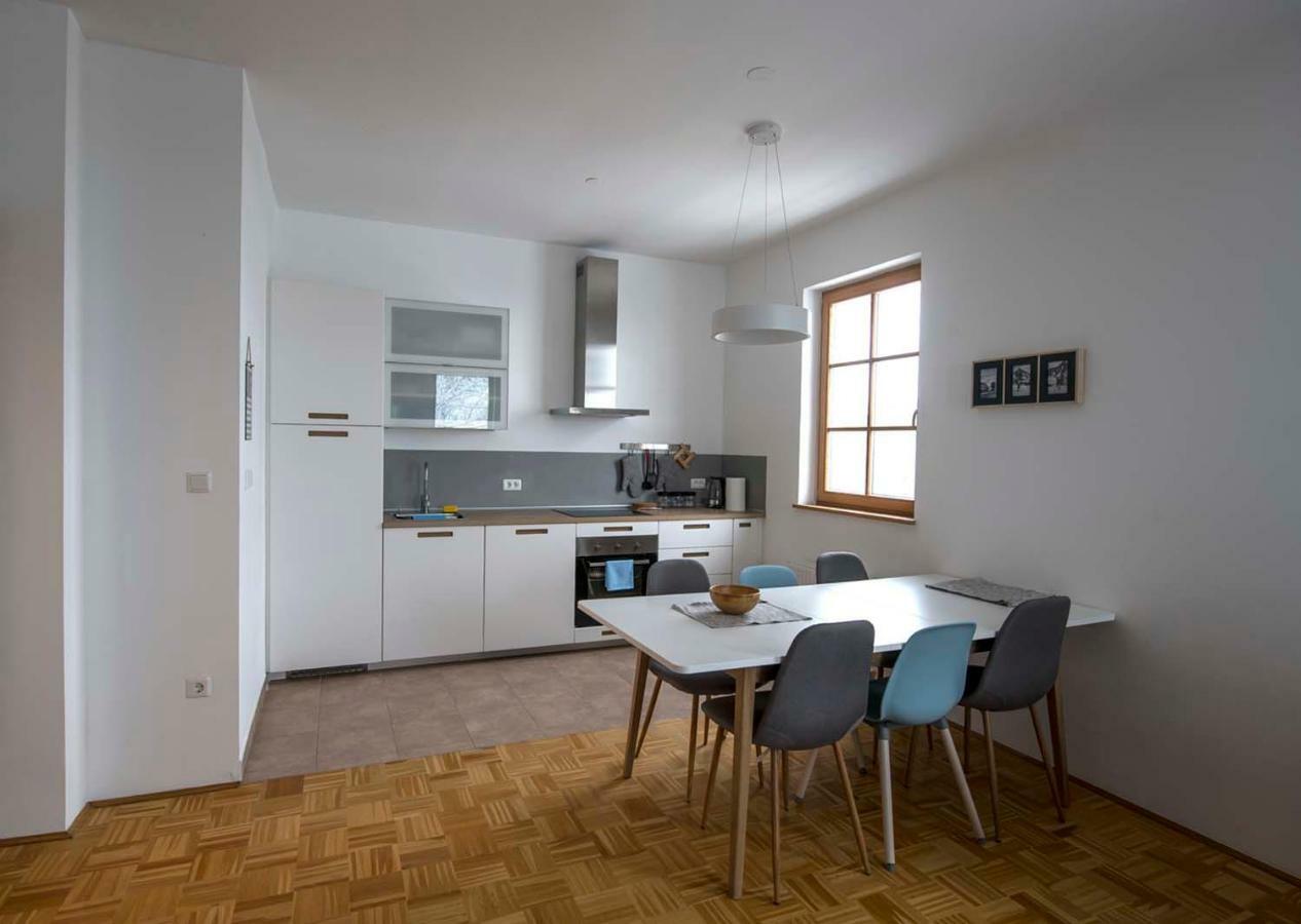 Krona Apartments Bovec Eksteriør billede