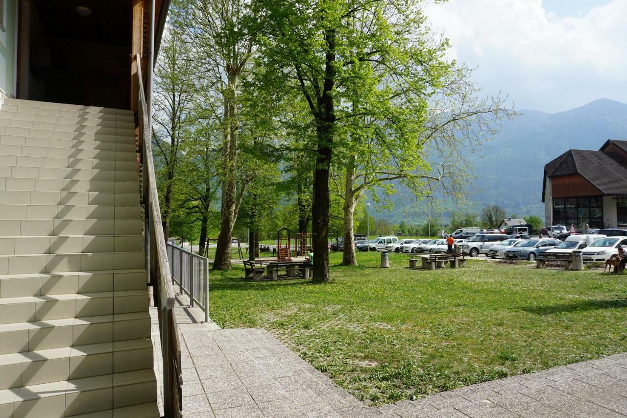 Krona Apartments Bovec Eksteriør billede