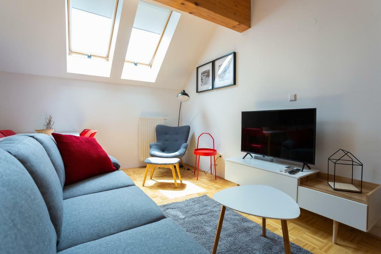Krona Apartments Bovec Eksteriør billede