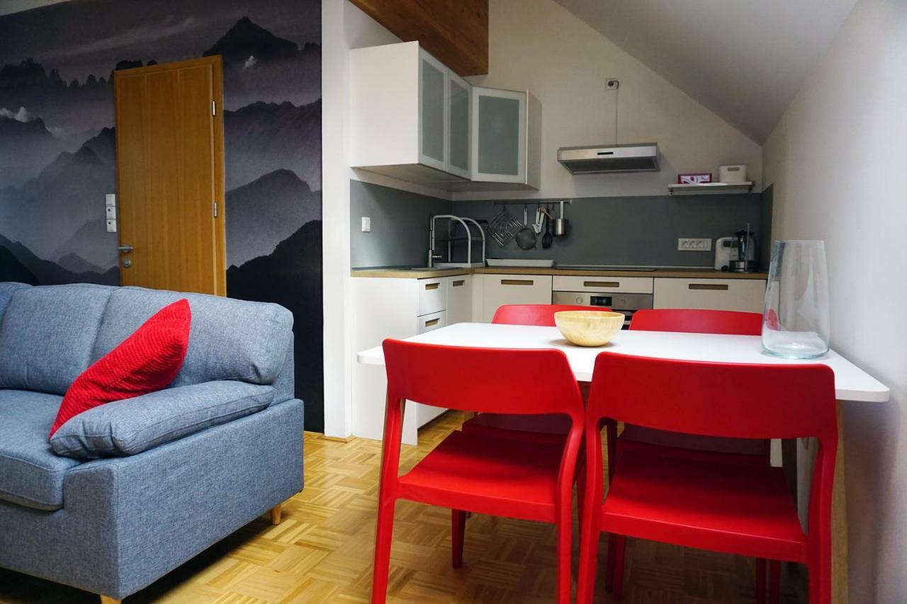 Krona Apartments Bovec Eksteriør billede